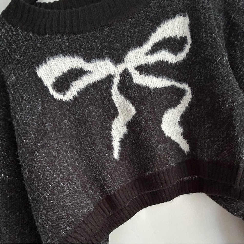 Cozy Black and White Oversized Cropped Bow Sweater